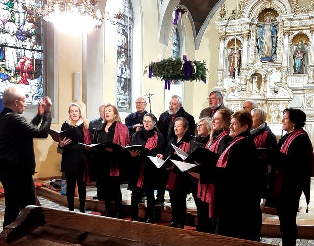 Interpretiert wurde etwa "Jingle Bells". | Foto: Waltraud Bauer