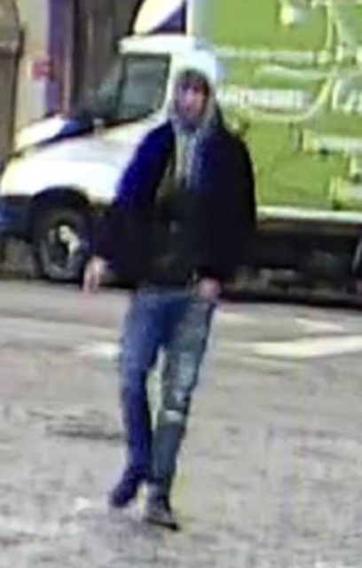 Dieser Mann soll den Spendencontainer überfallen haben. | Foto: LPD Salzburg