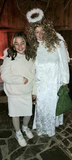 Luisa mit Engel Monika Joham | Foto: Gerald Lackner