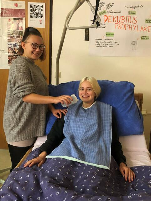 Ausbildung am Pflegebett an der WISO Langenlois.
