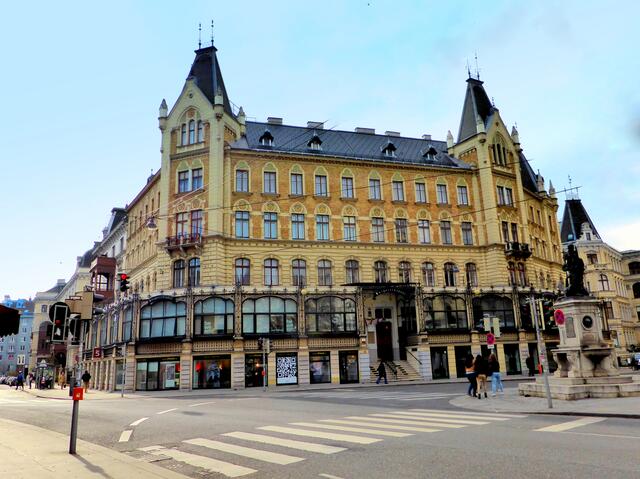 Das Wahrzeichen von Margareten: Der Margaretner Hof.  | Foto: Christa Posch