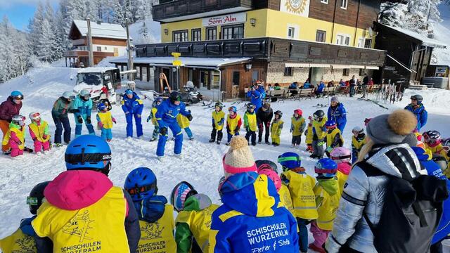 Die Kids waren sichtlich zufrieden und freuen sich bereits auf das nächste Jahr, wenn der Mark-Skikurs in die zweite Runde geht. | Foto: Mark