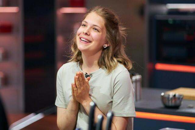 Theresa freut sich bei "The Taste". | Foto: SAT.1/Jens Hartmann