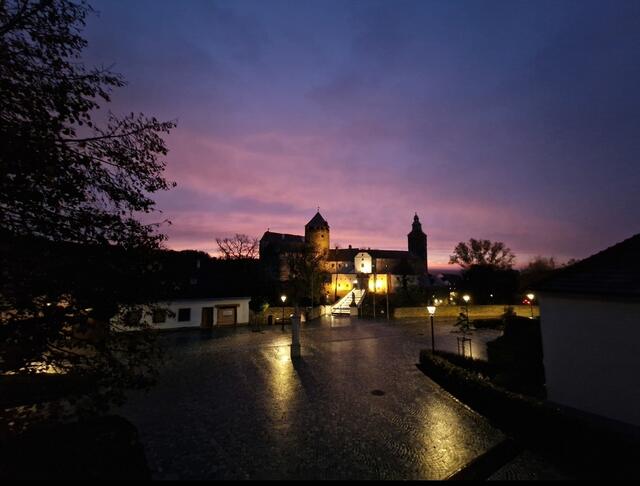 Burg Schlaining bei Sonnenaufgang | Foto: Reinhard Ringhofer (Regionaut)