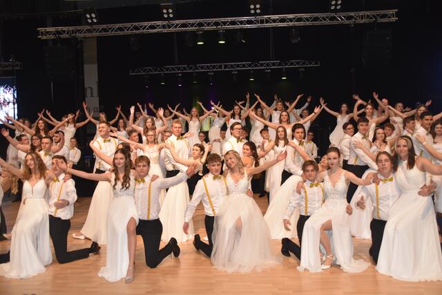 Wunderbare Choreographie bei der Polonaise | Foto: Michael Strini