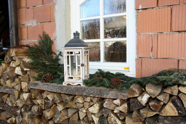 Brauchtum am 28. Dezember: Kleine Kinder gehen zu den Nachbarn und verpassen Erwachsenen mit der Rute einen Klaps.  Dazu wünschen sie "frisch und g'sund, lang' leben und g'sund bleiben". | Foto: Edith Ertl