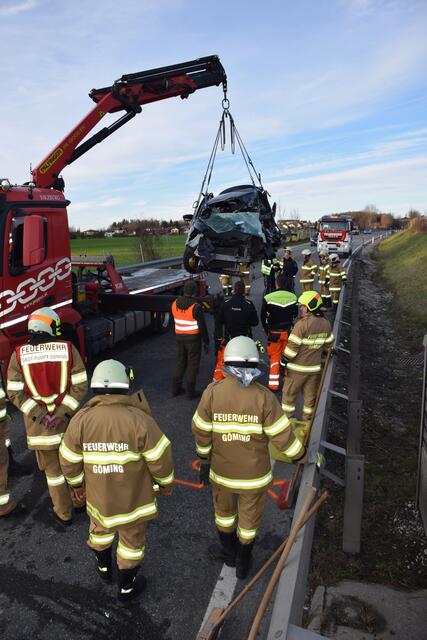 Verkehrsunfall auf der Lamprechtshausener Straße.