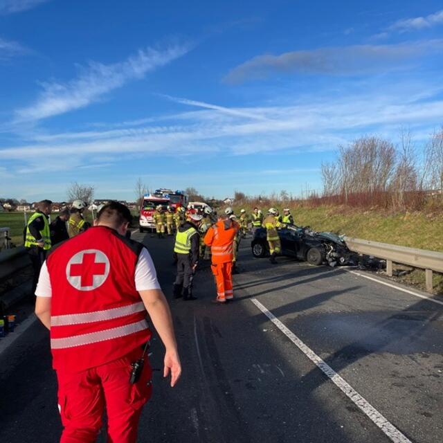 Rettung, Polizei und Feuerwehr waren vor Ort. | Foto: FF Göming