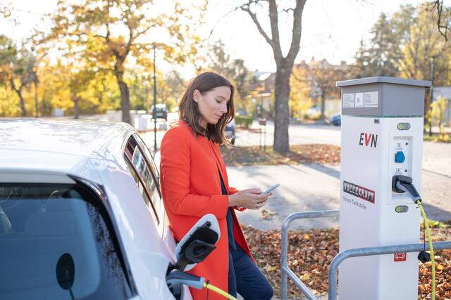 Mehr Infos auf Auskünfte über die jeweiligen Tarifmodelle findet man auf www.evn.at/E-Mobilitat und www.oeamtc.at/epower   | Foto: EVN / Rumpler