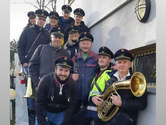 Der Musikverein Mogersdorf war zwecks "Neijoahrgeignan" fleißig unterwegs. | Foto: Musikverein Mogersdorf