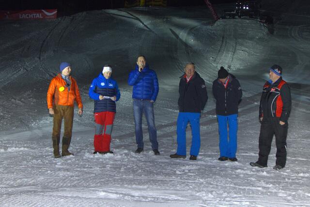 Silvester am Lachtal mit Michael Bubla, Bgm. Hannes Schmidhofer, Ehrengast Alex Kristan, Karl Fussi, Reinhard Kargl und Franz Galler (v. l.). | Foto: Horn