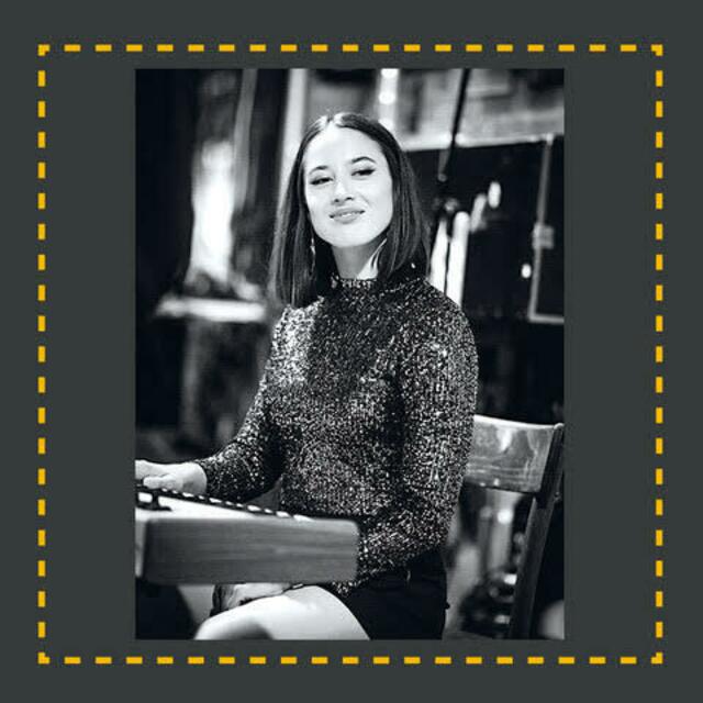 Anna Maruer
Musikalische Umrahmung der Veranstaltung PREMIERE das Ensemble „KlariSax &amp; Rhythm“

 | Foto: | Foto: ©Georg Cizek-Graf