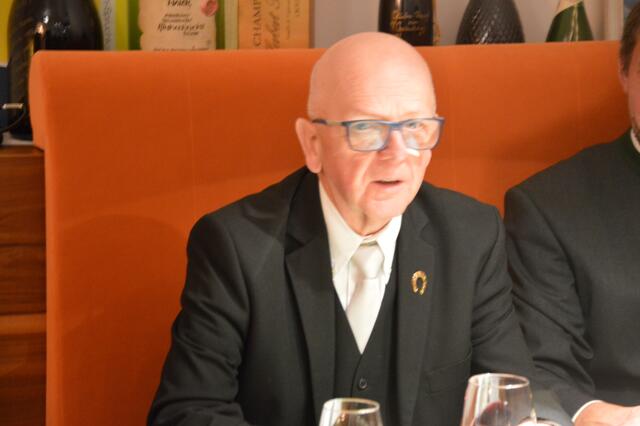 Walter Salmer der "neue" Altkommissär.