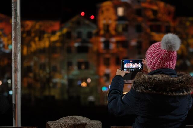 Ein beliebtes Fotomotiv: die Fassadenbeleuchtung | Foto: zeitungsfoto.at