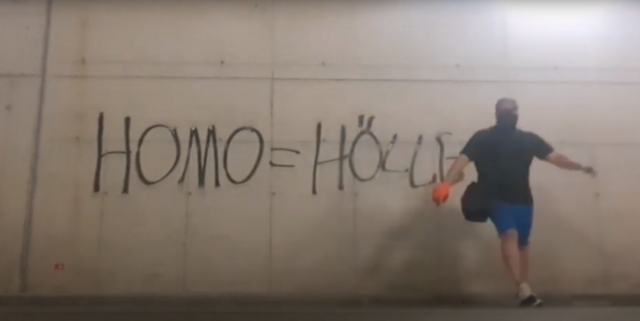 Für weniger als 50 Klicks stellte er seine Taten sogar online, jetzt hat die Polizei den 37-jährige "Sprayer" aus Holzhausen im Bezirk Wels-Land geschnappt. | Foto: youtube