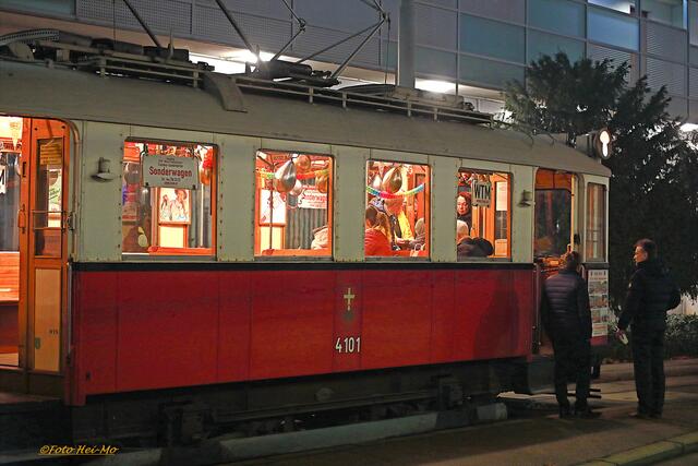 Mit diesem schönen Stück waren wir unterwegs - hier bei der Pause in Floridsdorf