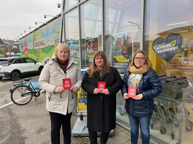SPÖ-Bezirksfrauenvorsitzende Brigitte Rienesl (l.) mit Mitstreiterinnen. | Foto: SPÖ