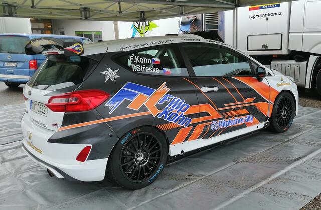 Der Ford Fiesta Rally3 der Tschechen Filip Kohn und Tomas Streska. 