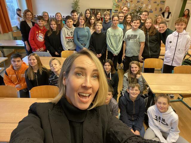 Nadja Bernhard sorgte mit ihrem Besuch in der Mittelschule Gamlitz für eine ganz besondere Überraschung. | Foto: MS Gamlitz