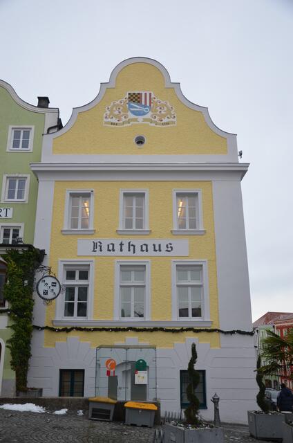 Im Schärdinger Rathaus heißt es weiterhin warten. | Foto: Stadtgemeinde