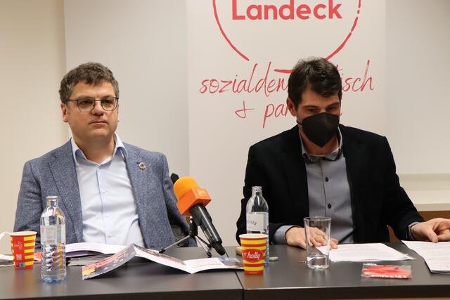 Finanzstadtrat Jakob Egg (li.). | Foto: Othmar Kolp