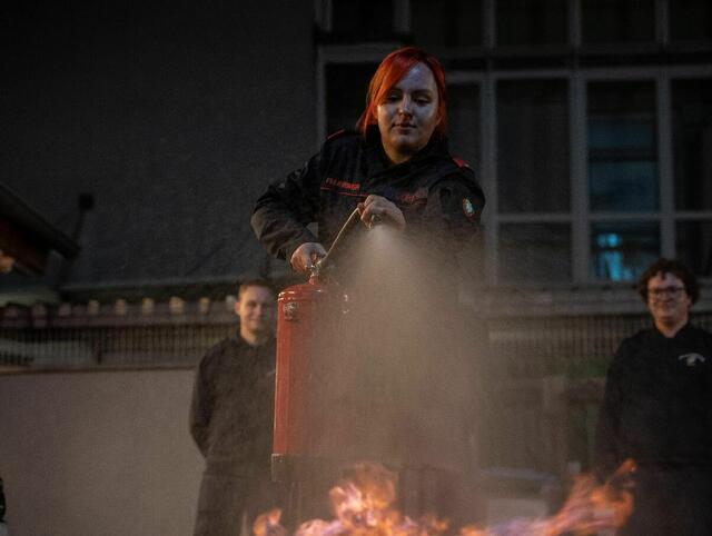 Beengte Verhältnisse: Die Feuerwache in Graz-Kroisbach bekommt mit nächster Woche eine eigene Damenumkleide. | Foto: Freiwillige Feuerwehr Graz/Facebook