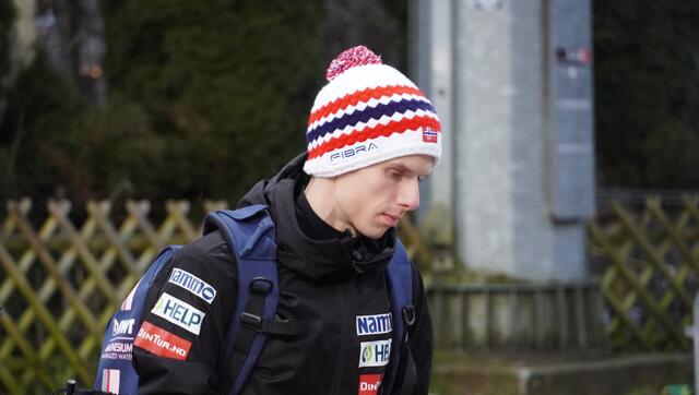 Halvor Egner Granerud aus Norwegen gilt nach seinen Siegen in Oberstdorf und Garmisch-Partenkirchen als großer Favorit für den Gesamtsieg der Tournee. | Foto: Felix Hallinger