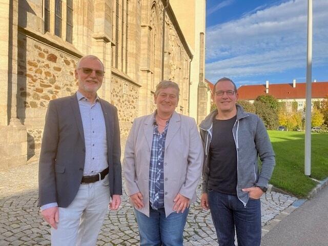 Pfarrer Klaus Dopler, Verwaltungsvorständin Sylvia Stockhammer und Pastoralvorstand Helmut Eder. (v. l. ) | Foto: Viktoria Schapfl