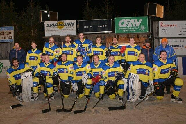 Heimspiel für die Eishockeymannschaft des EC OeAV | Foto: Hannes Brandegger