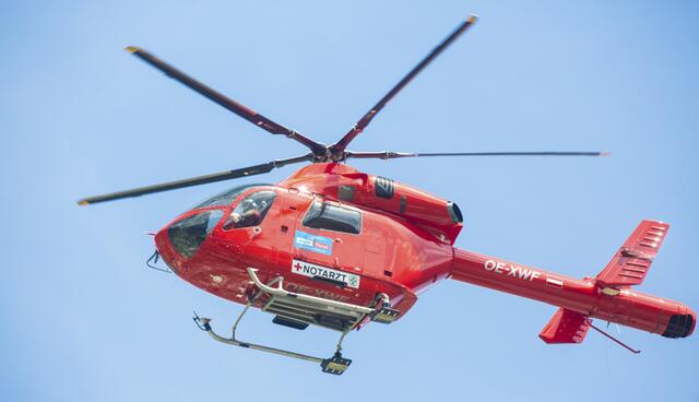 Bei einem Rodelunfall in Kals am Großglockner wurden eine 2-Jährige und ihre Eltern schwer verletzt. (Symbolbild). | Foto: Symbolbild Brunner Images