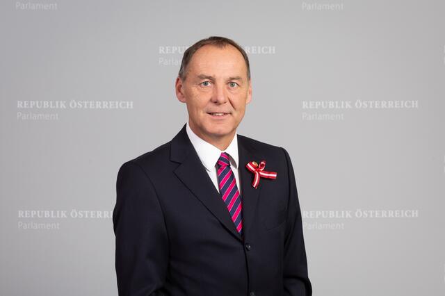 FPÖ-Nationalrat Peter Wurm: „Auch im Neuen Jahr werde ich nicht lockerlassen!“ | Foto: © Parlamentsdirektion / PHOTO SIMONIS