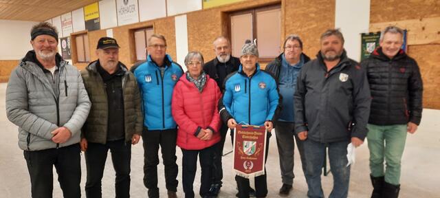Rang 2 ESV Going; Franz Widauer Stefan Streif, Christian Bucher, Ella Salfenauer, Gemeinderat Ewald Dandler, Peter Pixner, Bez. Obm. Andi Aberger, ESV E- Obmann Georg Lechner, Gemeinde Vorstand Michael Jöchl | Foto: Brigitte Müller