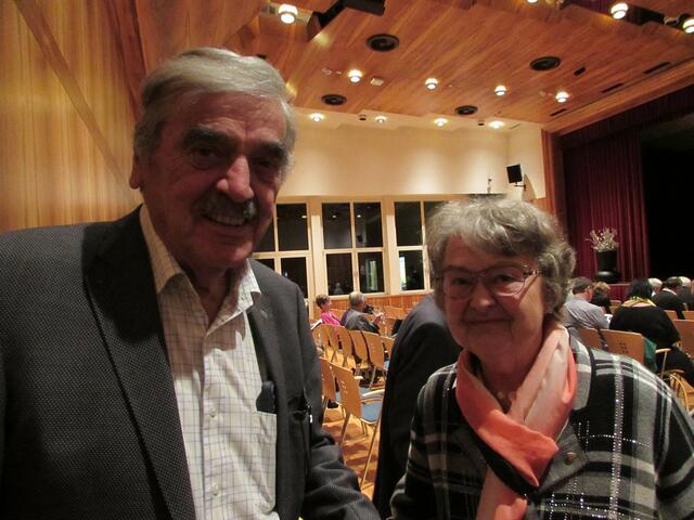 Edi Ruetz sen. mit Gattin Otti aus Grins beim Neujahrskonzert. 
