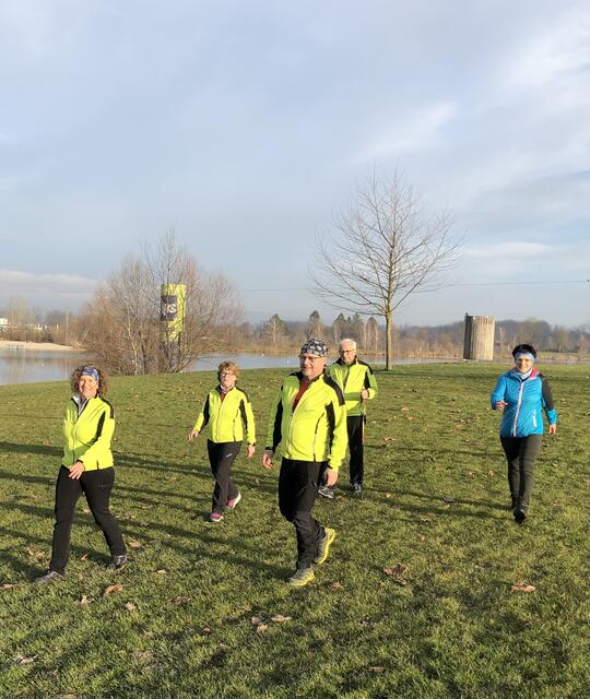 BezirksRundSchau Christkindllauf: Pesenbachtallauf Veranstalter Team ...