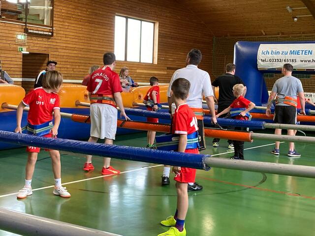 Das Riesenwuzzler-Turnier fand zum ersten Mal statt. | Foto: Marek Zeliska