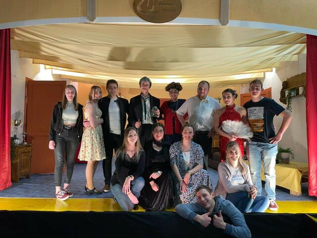 Das Theaterensemble der Landjugend Opponitz freut sich über die gelungenen Vorstellungen.