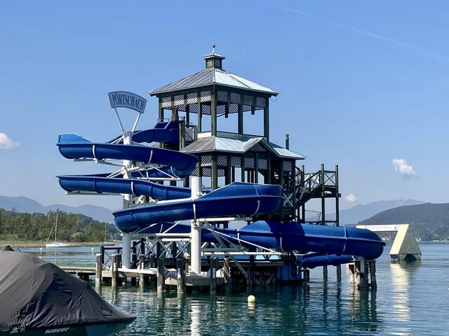 Der Rutschenturm soll diese Jahr saniert werden. | Foto: Privat/FPÖ Pörtschach