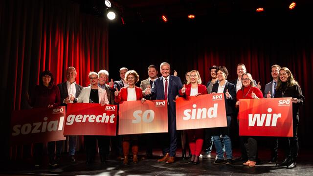 Gabriele Seidl-Proschek,Karl Schmid-Wilches, Hermann Haneder, Marion Török, Christian Kainz, Regina Blondiau-Köllner,Christian Dreschkai, Franz SchnablIsabella Koranda, Doris Hahn,Valentin Mähner, Nicole Hörner, Benjamin Brandfellner, Christina Eireiner, Robert Waltner und Ines Stilling | Foto: Christian Nowotny