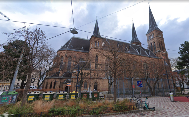 Ein mutmaßlicher Brandstifter ging am Sonntag ins Netz der Polizei – er hatte einen Brand in der Ottakringer Kirche gelegt. Jetzt wird der Inhaftierte in Verbindung mit weiteren Bränden gebracht. | Foto: Screenshot Google Maps