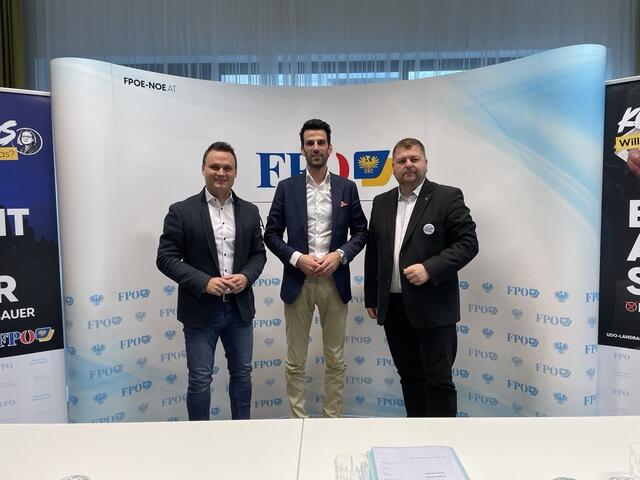 Andreas Bors, Udo Landbauer und Andreas Spanring. | Foto: Victoria Edlinger