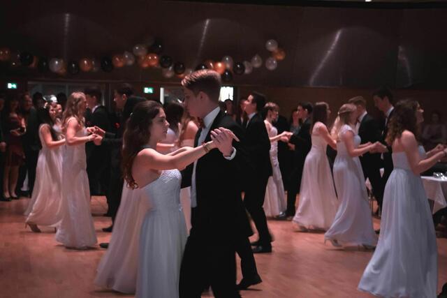 Die HTL Eisenstadt lädt zu einer rauschenden Ballnacht ins KUZ Eisenstadt.  | Foto: HTL Eisenstadt
