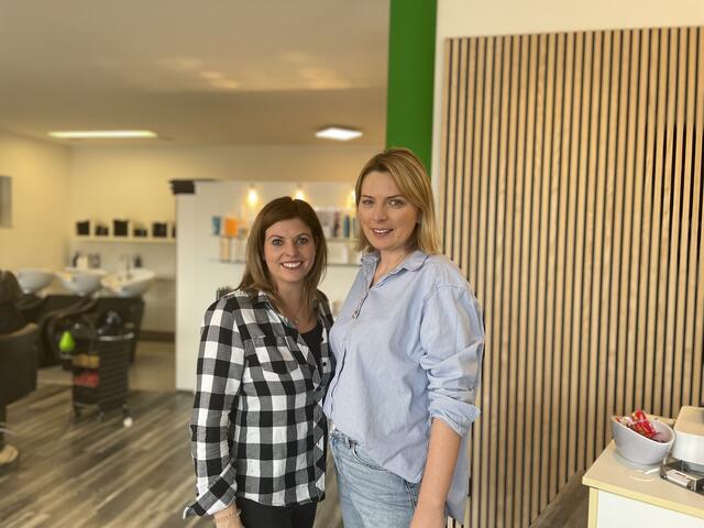 Theresa Schnabl und Milena Ducanovic freuen sich auf die Zusammenarbeit als Unternehmerinnen. | Foto: MeinBezirk.at