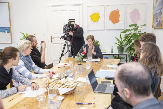 Neu aufstellen will Schwentner den Klimabeirat. Auch der zweite Teil des Klimaschutzplans soll veröffentlicht werden. | Foto: Stadt Graz/Foto Fischer