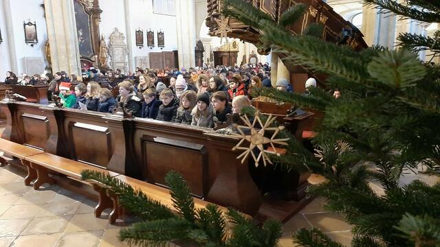 Unterstufe - Gottesdienst. | Foto: Bundesgymnasium Babenbergerring