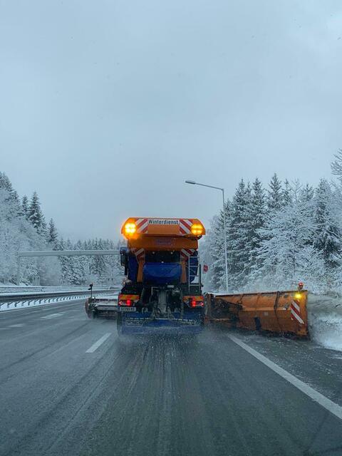 Sämtliche Mitarbeiter der Autobahnmeisterei Unterwald sind im Wintereinsatz. | Foto: Asfinag
