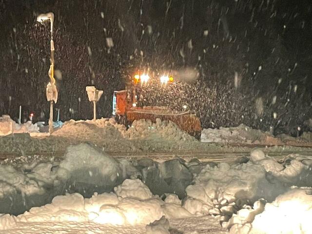 Die Einsatzkräfte waren seit den frühen Morgenstunden im Dauereinsatz | Foto: MeinBezirk.at