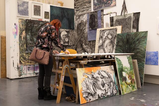 Blick hinter die Kulissen Rundgang in der Akademie der bildenden