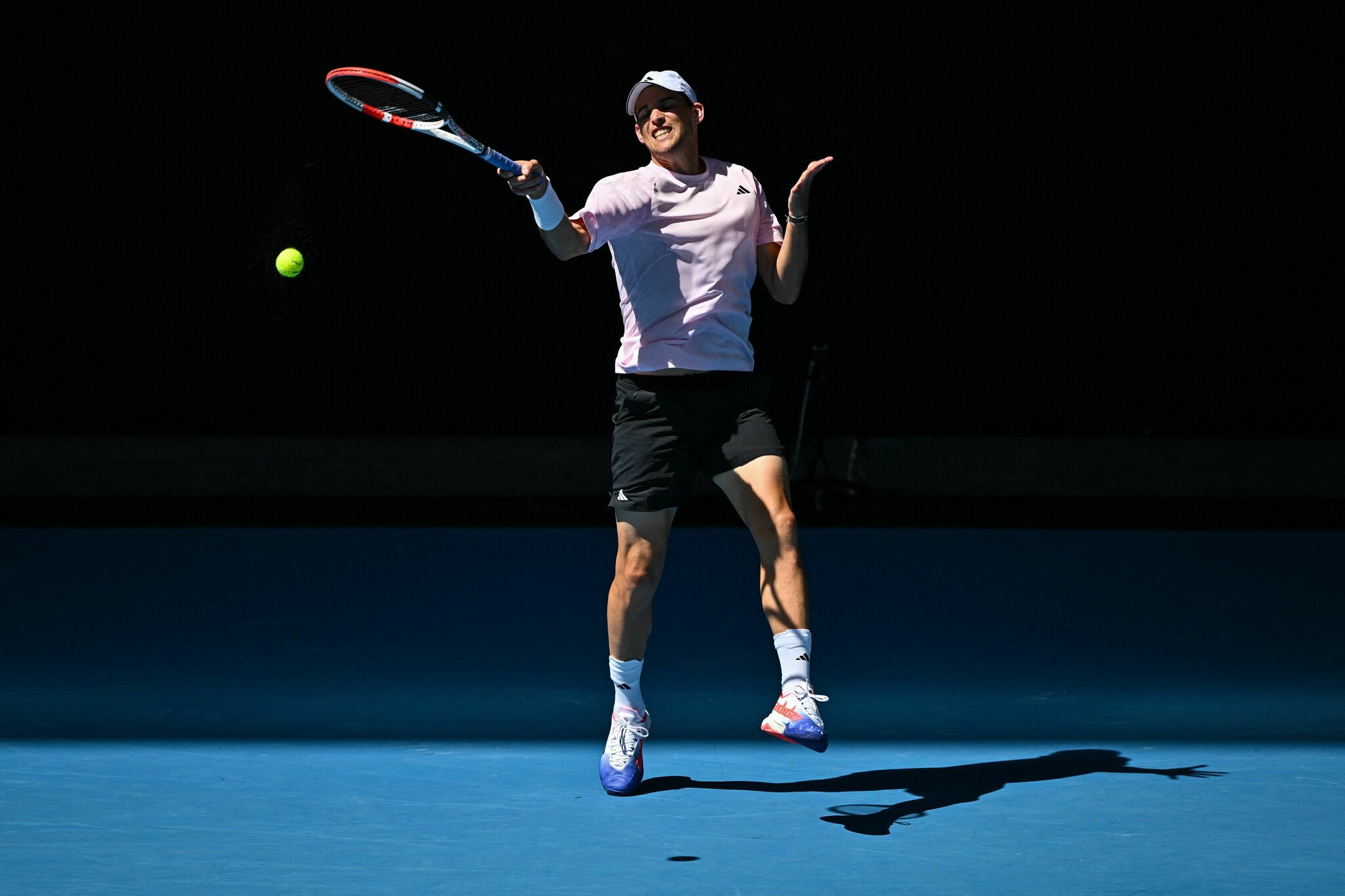 Körperliche Probleme Dominic Thiem erleidet frühes AustralianOpenAus
