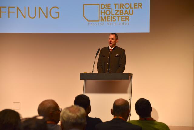 "Die Vorfreude auf diesen Tag, auf diese Woche, war nicht nur bei mir sondern beim gesamten Organisationsteam noch nie so groß", erklärte Simon Kathrein. | Foto: Barbara Fluckinger