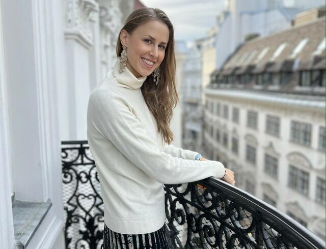 Mascha Lina Borodin designt alle Schmuckstücke für ihr Label selbst. | Foto: Maschalina